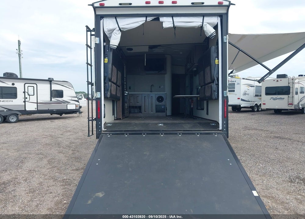 2019 CRUISER STRYKER VIN: 5RXGB302XK1406311