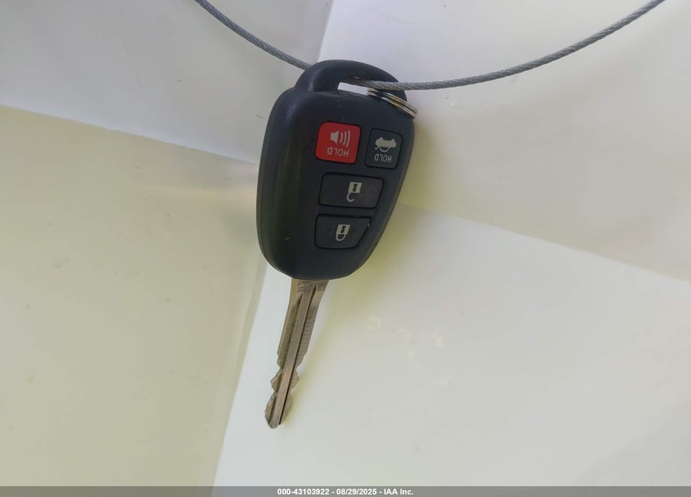 2016 TOYOTA CAMRY VIN: 4T1BF1FK1GU172123