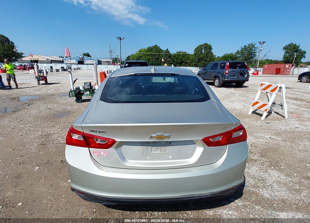 2016 CHEVROLET MALIBU VIN: 1G1ZE5ST1GF229915