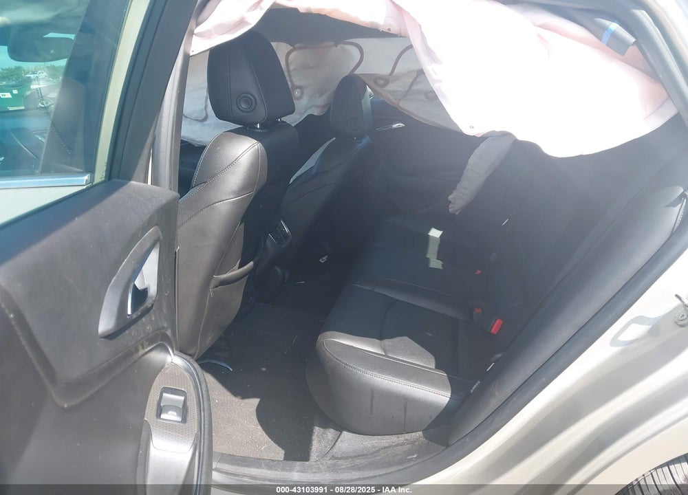 2016 CHEVROLET MALIBU VIN: 1G1ZE5ST1GF229915