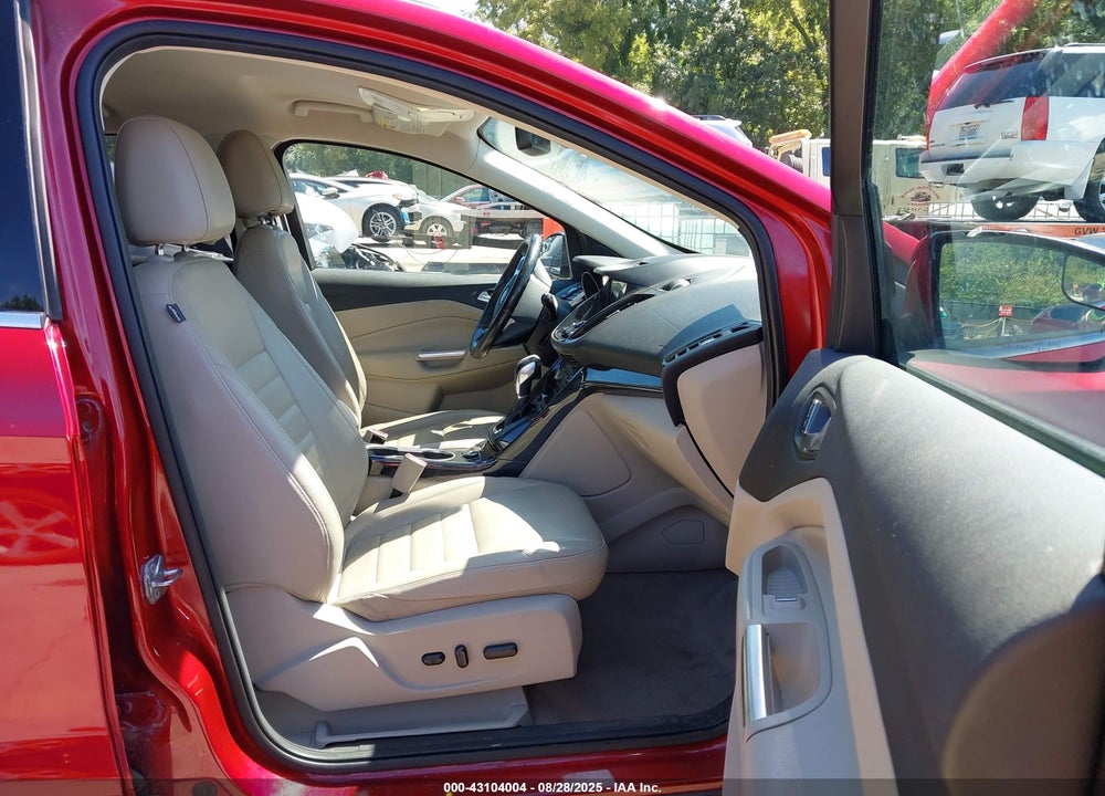 2016 FORD ESCAPE VIN: 1FMCU9J9XGUA97726