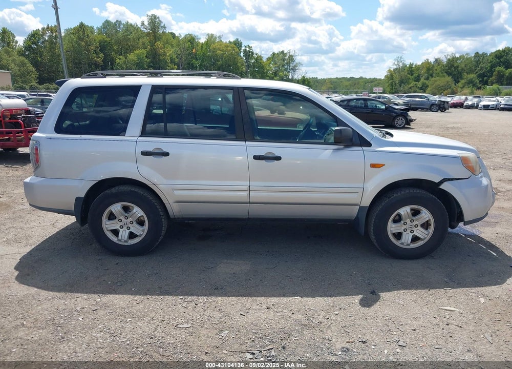 2007 HONDA PILOT LX VIN: 5FNYF18187B018861