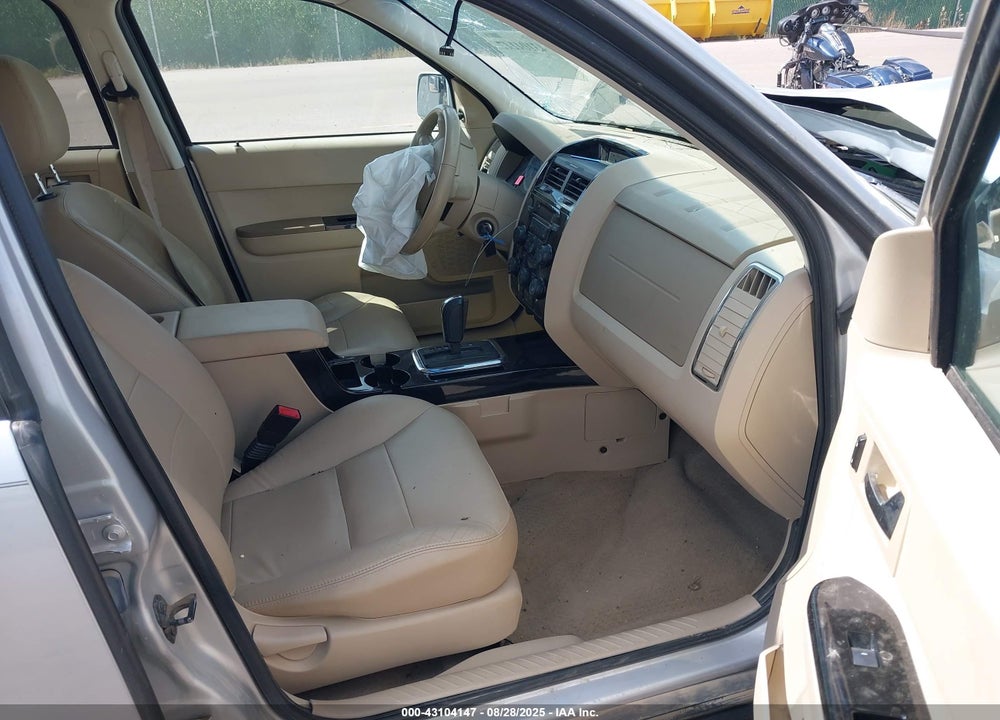 2008 FORD ESCAPE LIMITED VIN: 1FMCU04158KE37489