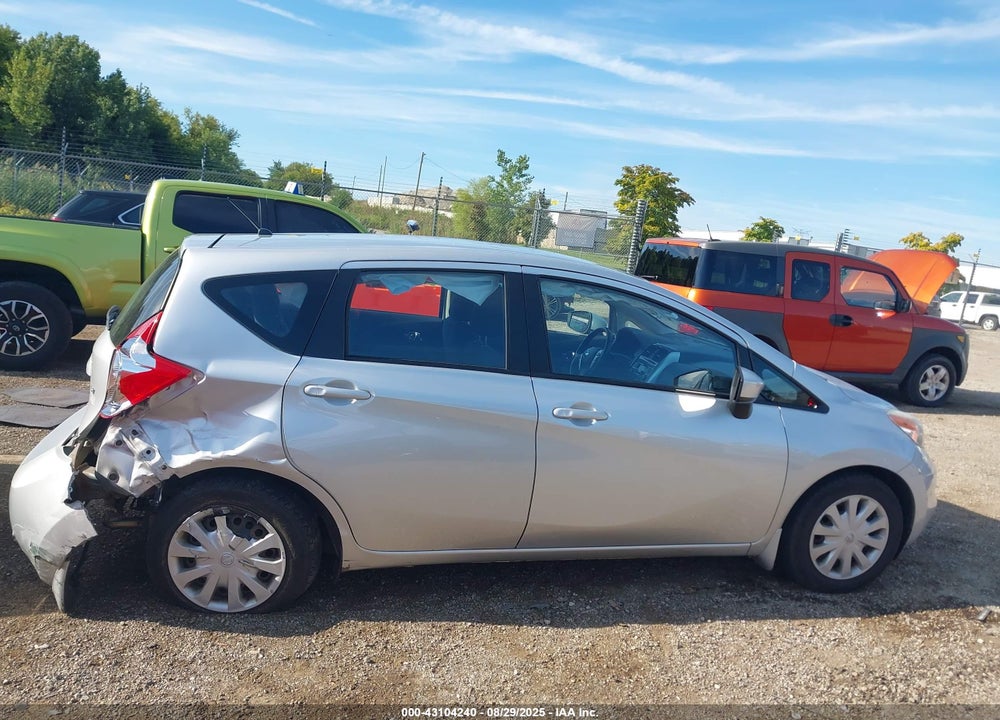 2015 NISSAN VERSA NOTE VIN: 3N1CE2CP0FL358409