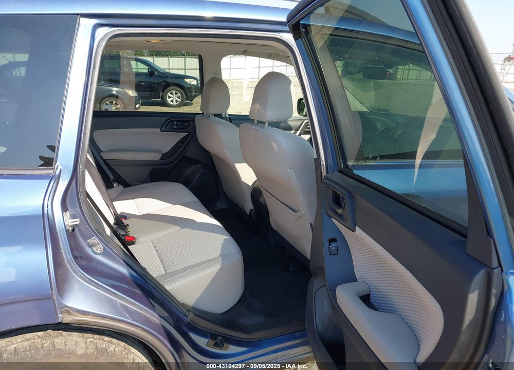 2017 SUBARU FORESTER VIN: JF2SJAEC4HH523633