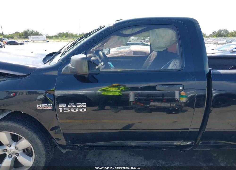 2013 RAM 1500 VIN: 3C6JR6AT8DG505511