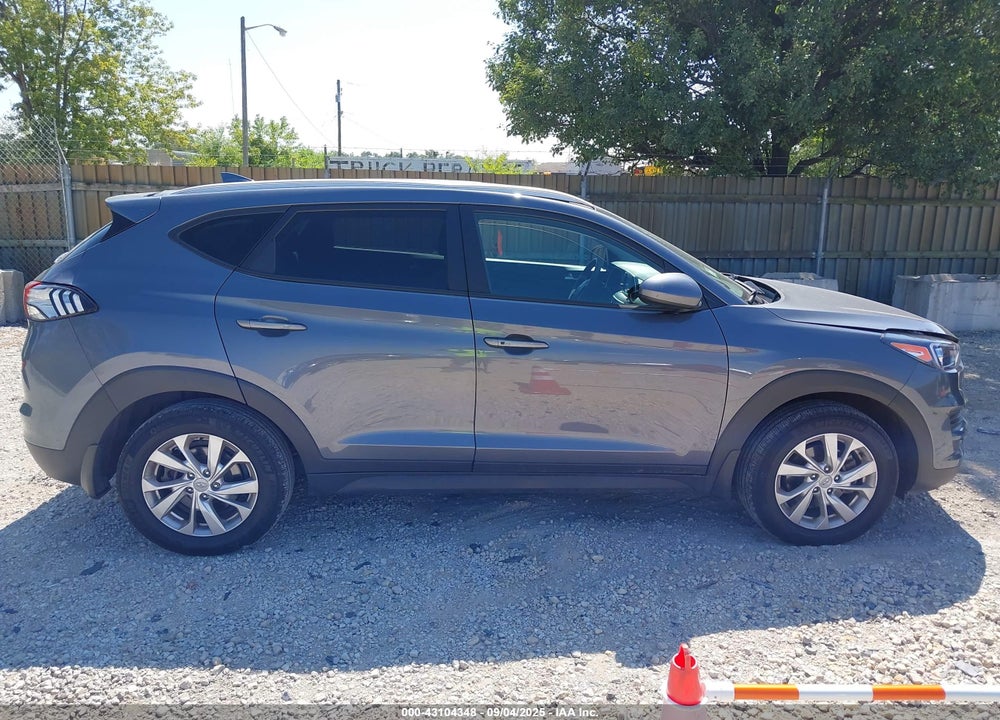 2021 HYUNDAI TUCSON VALUE VIN: KM8J3CA44MU302321