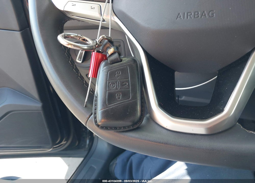 2023 VOLKSWAGEN TIGUAN VIN: 3VVNB7AX2PM036365
