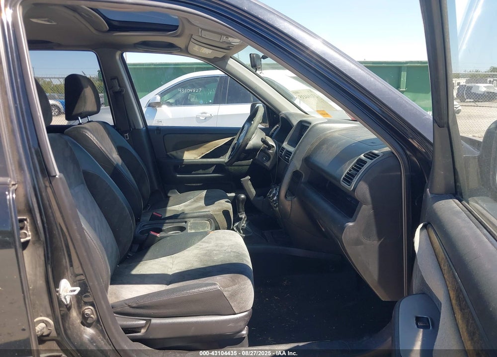 2002 HONDA CR-V EX VIN: JHLRD77802C049641