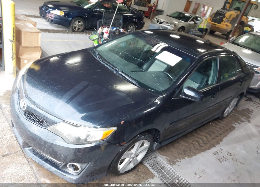 2014 TOYOTA CAMRY SE VIN: 4T1BF1FK1EU858529