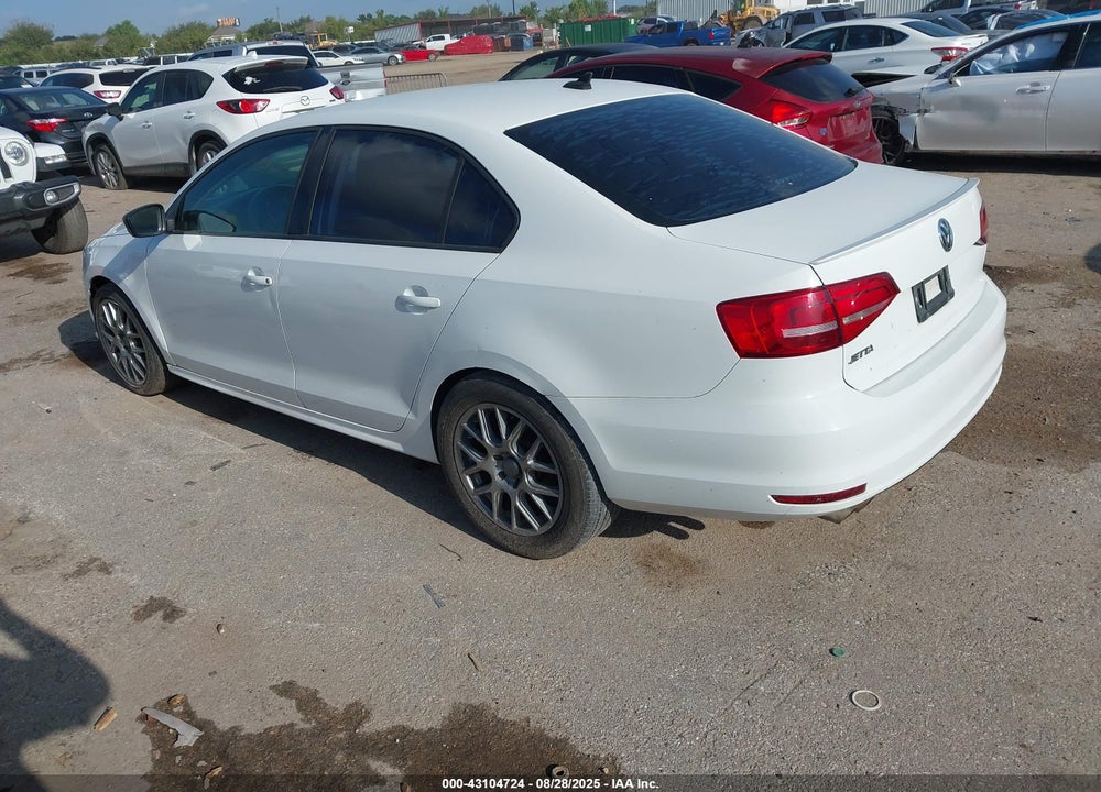 2015 VOLKSWAGEN JETTA VIN: 3VW2K7AJ9FM348613