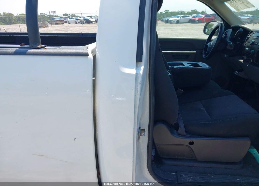 2013 CHEVROLET SILVERADO 1500 VIN: 1GCNCPEX8DZ413085