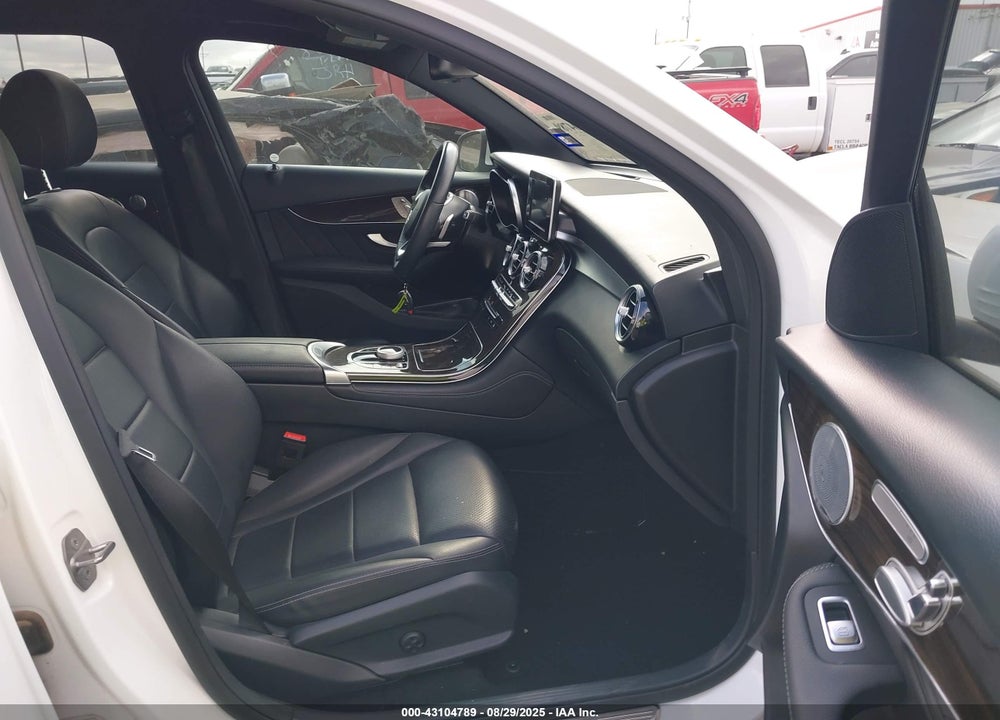2019 MERCEDES-BENZ GLC CLASS VIN: WDC0G4JB4KV158134