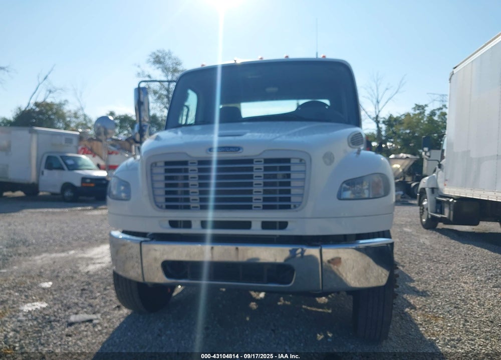 2019 FREIGHTLINER M2 106 VIN: 1FUBCYD25KHLG5518