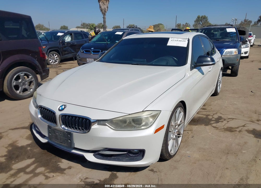 2013 BMW 3 SERIES VIN: WBA3A9C56DF475075