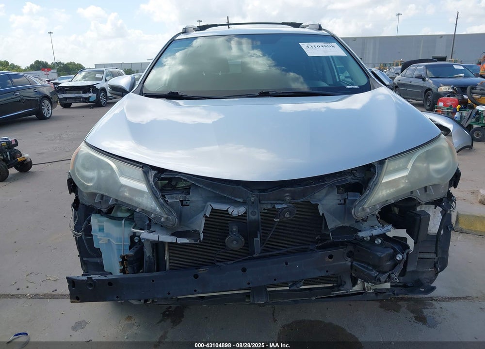 2015 TOYOTA RAV4 XLE VIN: 2T3WFREV5FW175835
