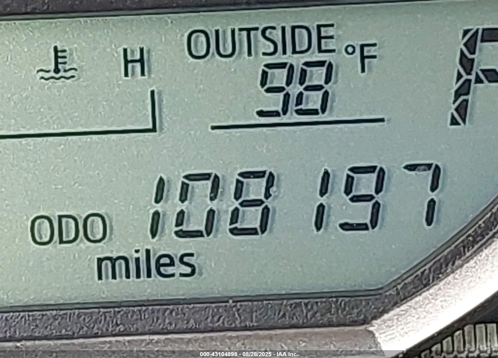 2015 TOYOTA RAV4 XLE VIN: 2T3WFREV5FW175835