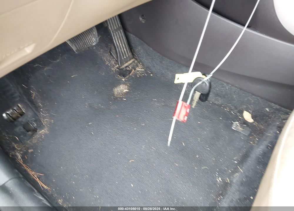 2013 HYUNDAI ELANTRA VIN: KMHDH4AE0DU582543