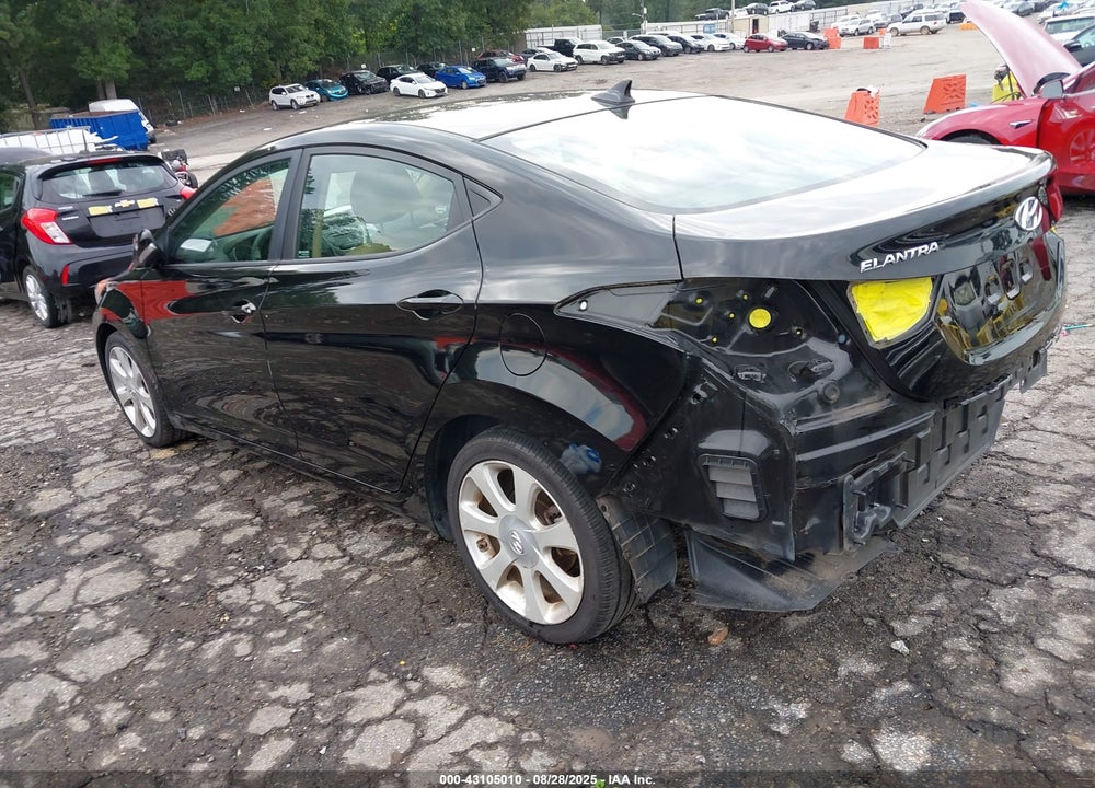 2013 HYUNDAI ELANTRA VIN: KMHDH4AE0DU582543