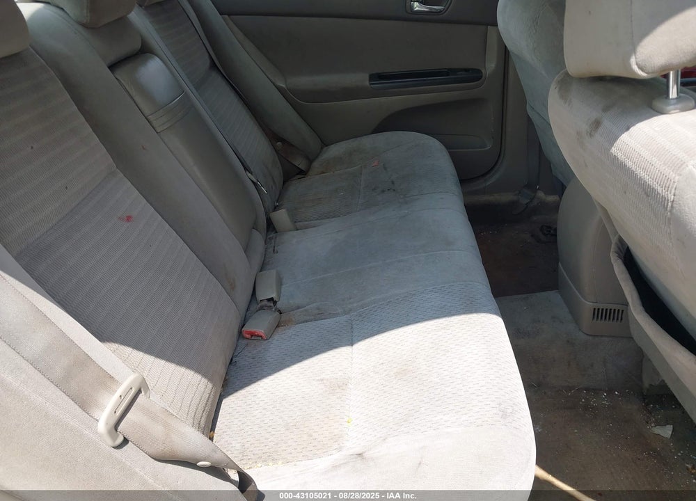 2005 TOYOTA CAMRY LE VIN: 4T1BE32K15U023017