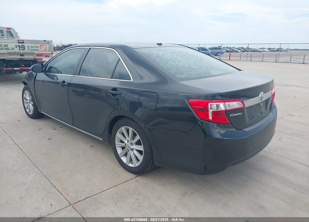 2013 TOYOTA CAMRY XLE VIN: 4T4BF1FK8DR325646