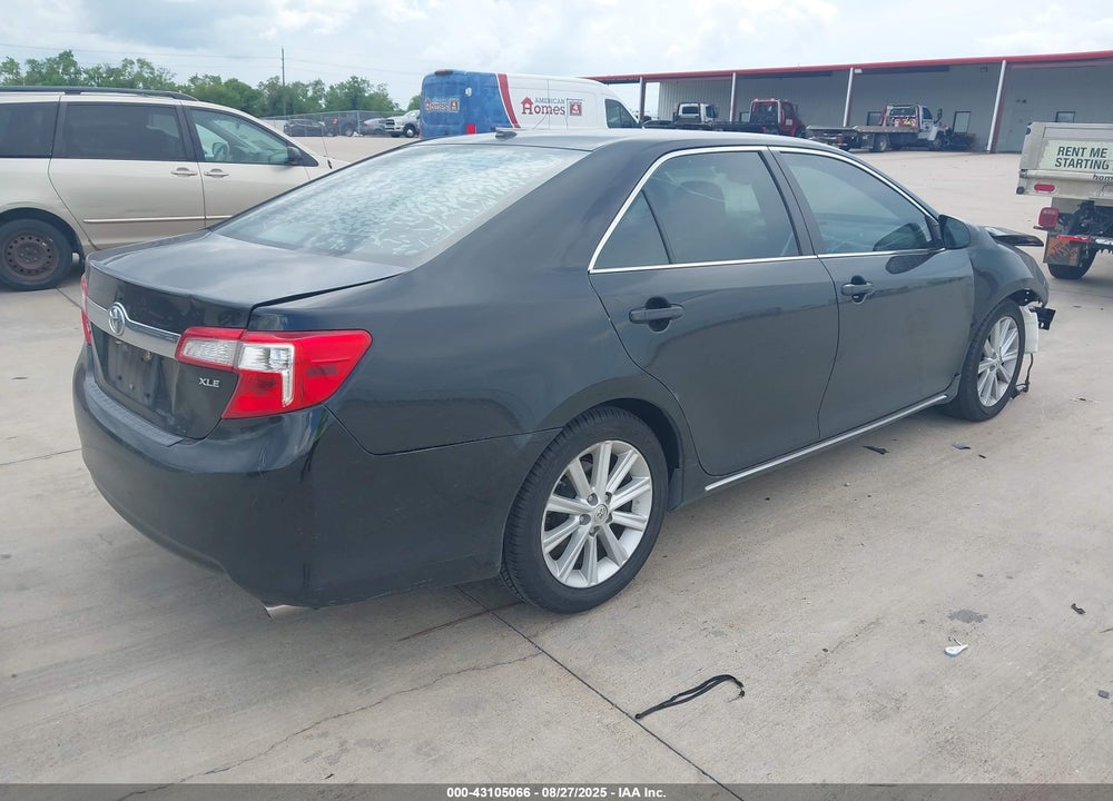 2013 TOYOTA CAMRY XLE VIN: 4T4BF1FK8DR325646