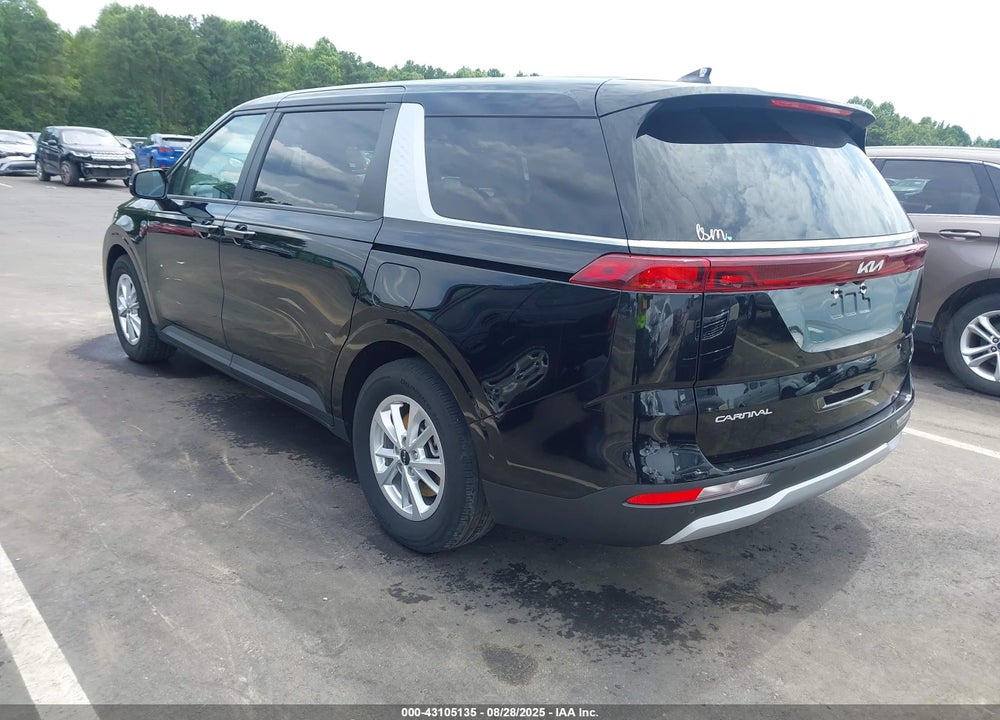 2024 KIA CARNIVAL MPV LX SEAT PACKAGE VIN: KNDNB4H34R6362672