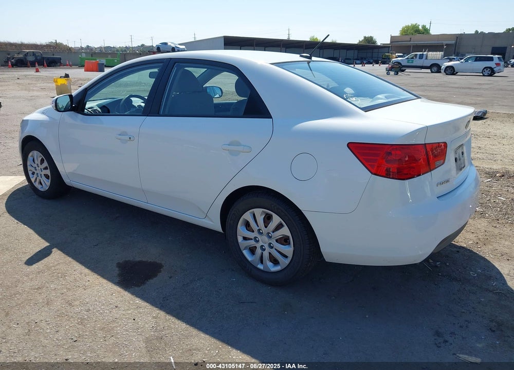2010 KIA FORTE VIN: KNAFU4A21A5099807