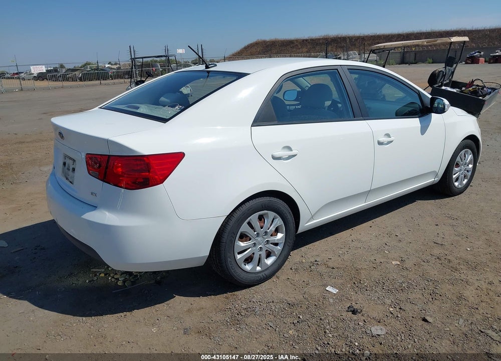 2010 KIA FORTE VIN: KNAFU4A21A5099807