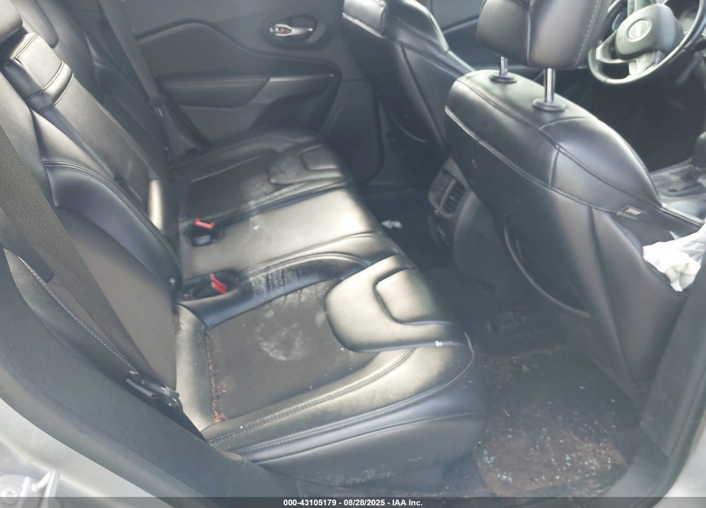2019 JEEP CHEROKEE LATITUDE PLUS FWD VIN: 1C4PJLLB2KD178319