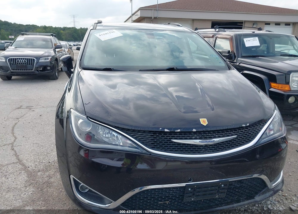 2017 CHRYSLER PACIFICA VIN: 2C4RC1EG9HR660761