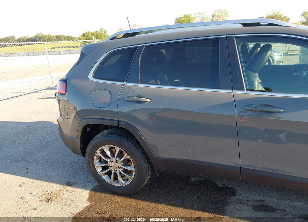 2021 JEEP CHEROKEE VIN: 1C4PJMMX1MD206937