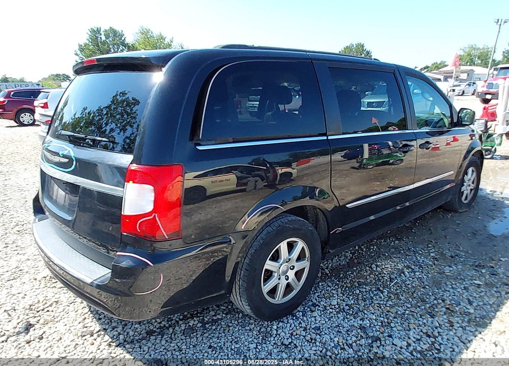 2013 CHRYSLER TOWN & COUNTRY VIN: 2C4RC1BG6DR529138