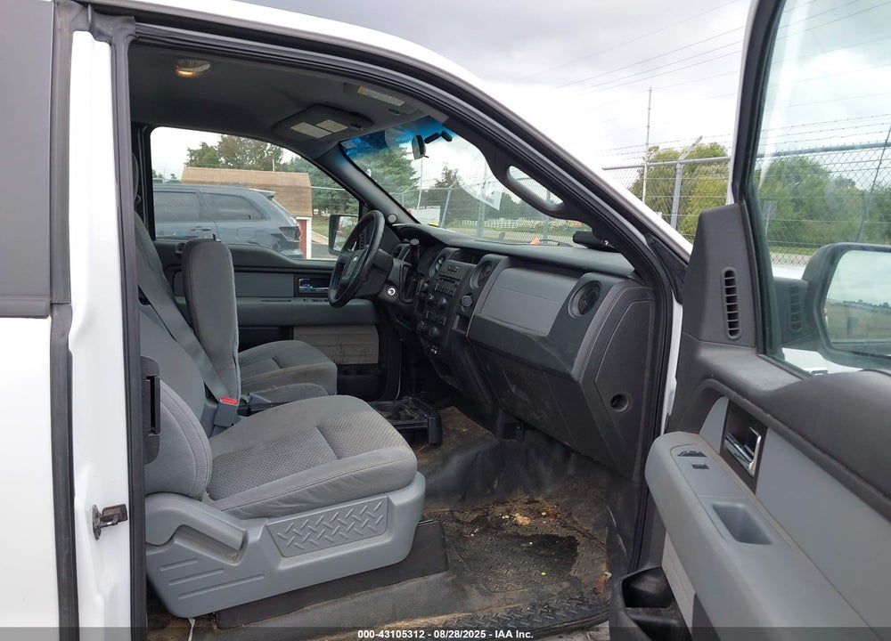 2013 FORD F-150 STX VIN: 1FTFX1EF6DFE00835