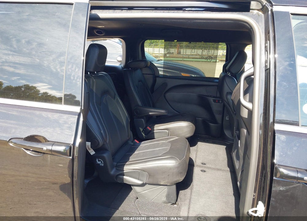 2025 CHRYSLER PACIFICA SELECT VIN: 2C4RC1BG7SR568608