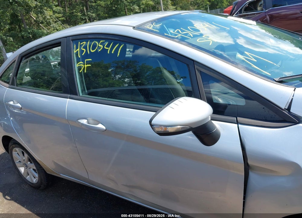 2011 FORD FIESTA VIN: 3FADP4BJ4BM227563