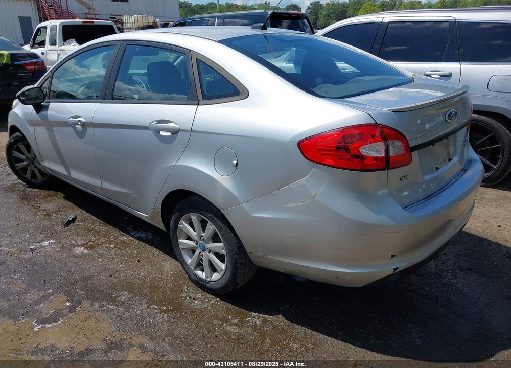2011 FORD FIESTA VIN: 3FADP4BJ4BM227563