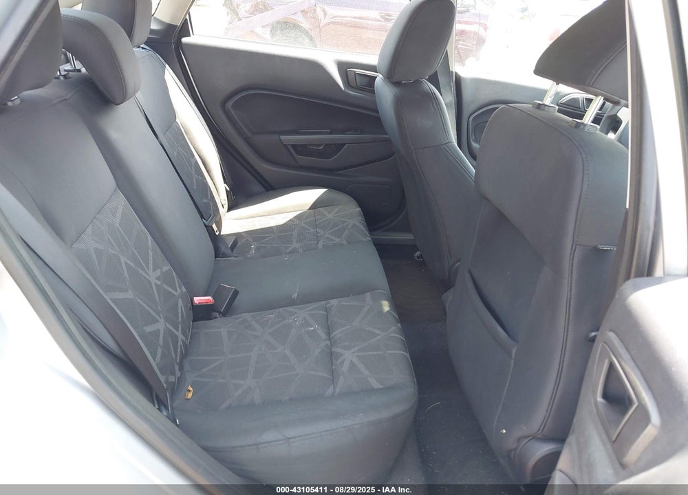 2011 FORD FIESTA VIN: 3FADP4BJ4BM227563