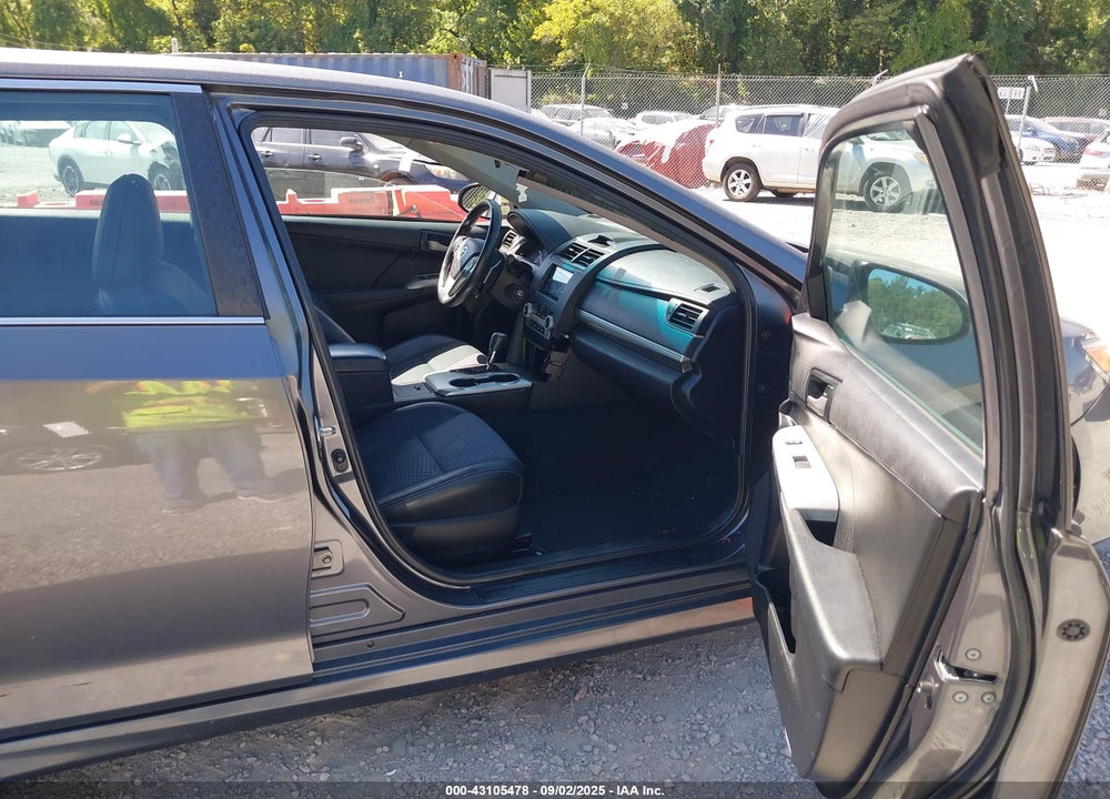 2014 TOYOTA CAMRY VIN: 4T1BF1FK4EU440286