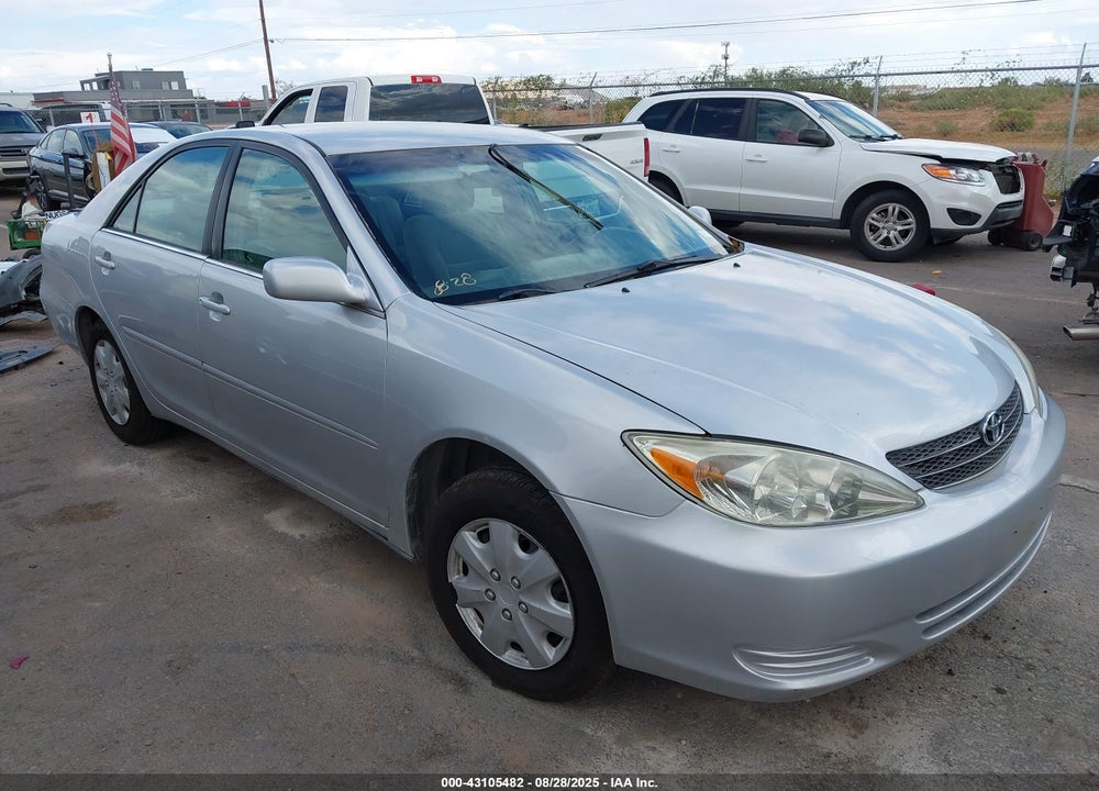 2004 TOYOTA CAMRY LE VIN: 4T1BE32K74U815820