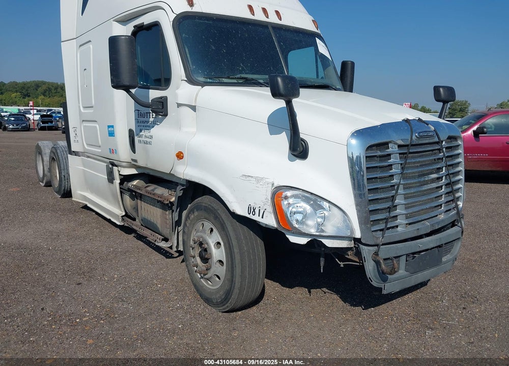 2015 FREIGHTLINER CASCADIA 125 VIN: 3AKJGLD5XFSGB1163
