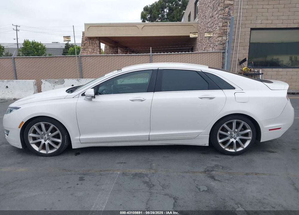 2016 LINCOLN MKZ HYBRID VIN: 3LN6L2LU5GR625317