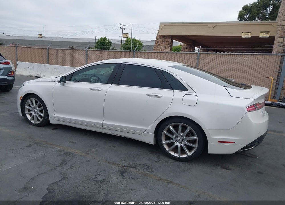 2016 LINCOLN MKZ HYBRID VIN: 3LN6L2LU5GR625317