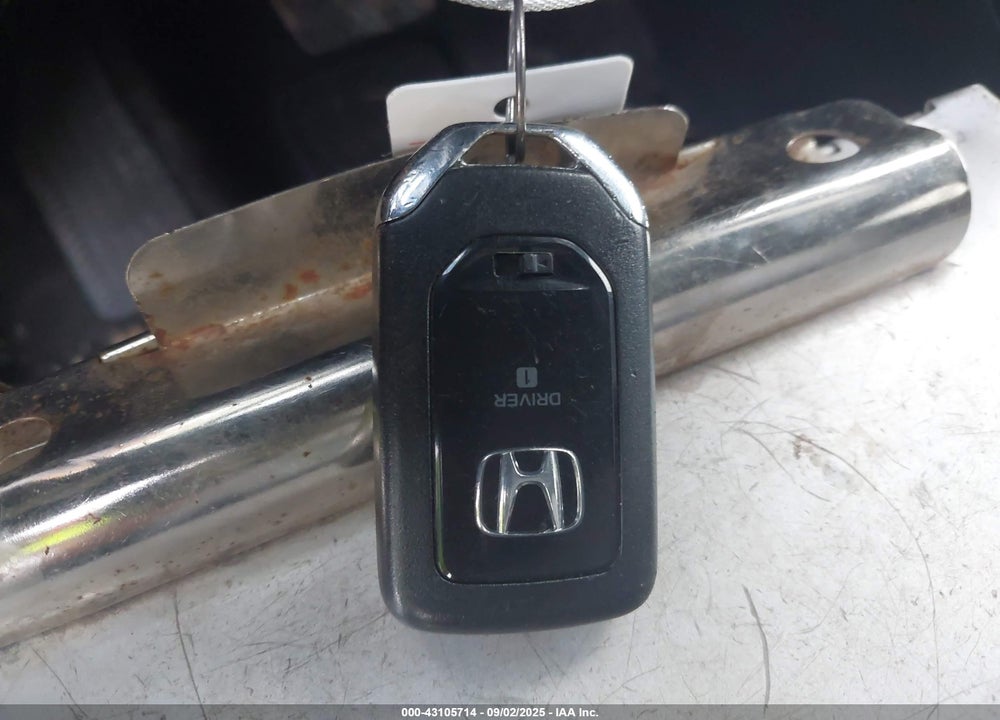 2021 HONDA PILOT VIN: 5FNYF6H50MB006568