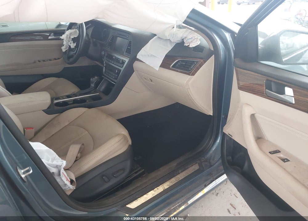 2017 HYUNDAI SONATA VIN: 5NPE34AF8HH453787