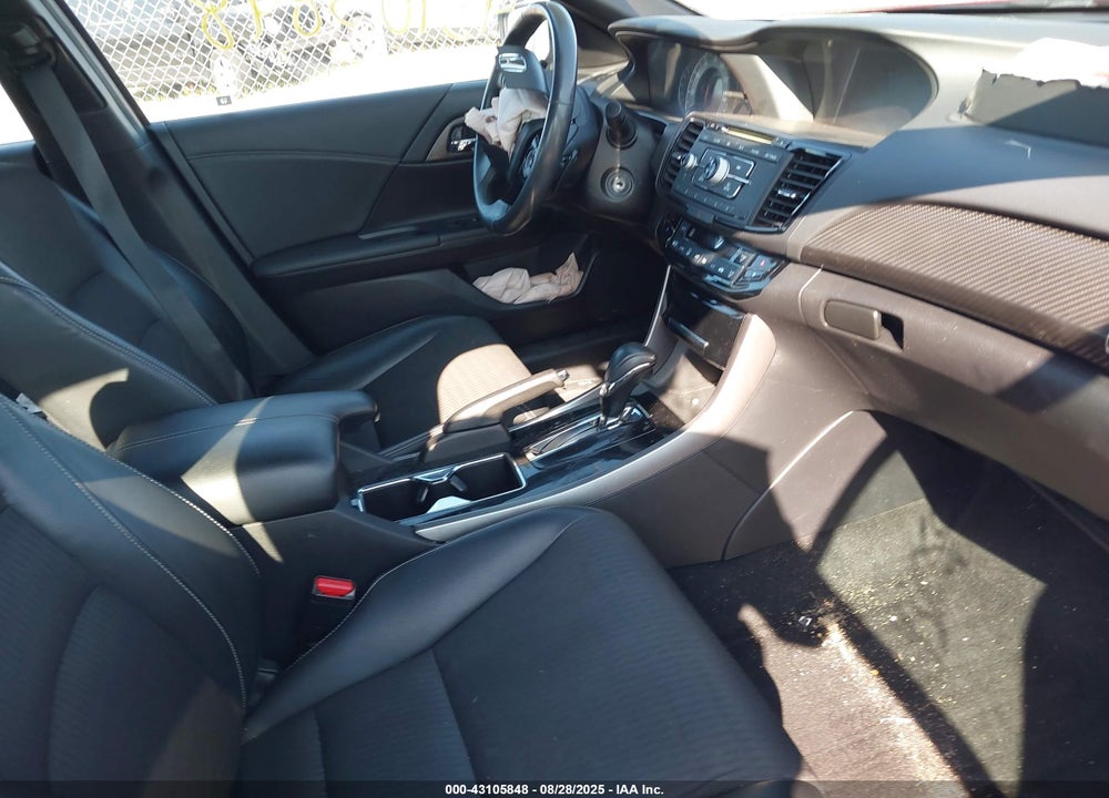 2017 HONDA ACCORD VIN: 1HGCR2F58HA272823