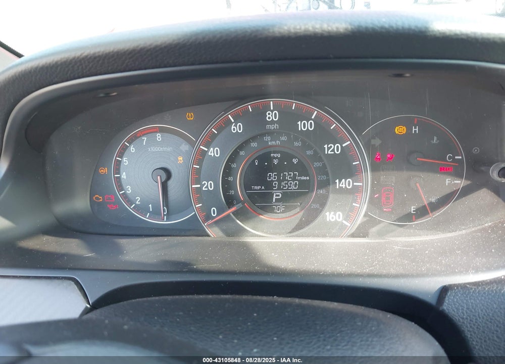 2017 HONDA ACCORD VIN: 1HGCR2F58HA272823