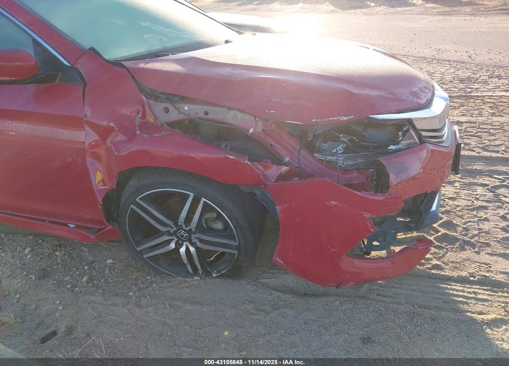 2017 HONDA ACCORD VIN: 1HGCR2F58HA272823
