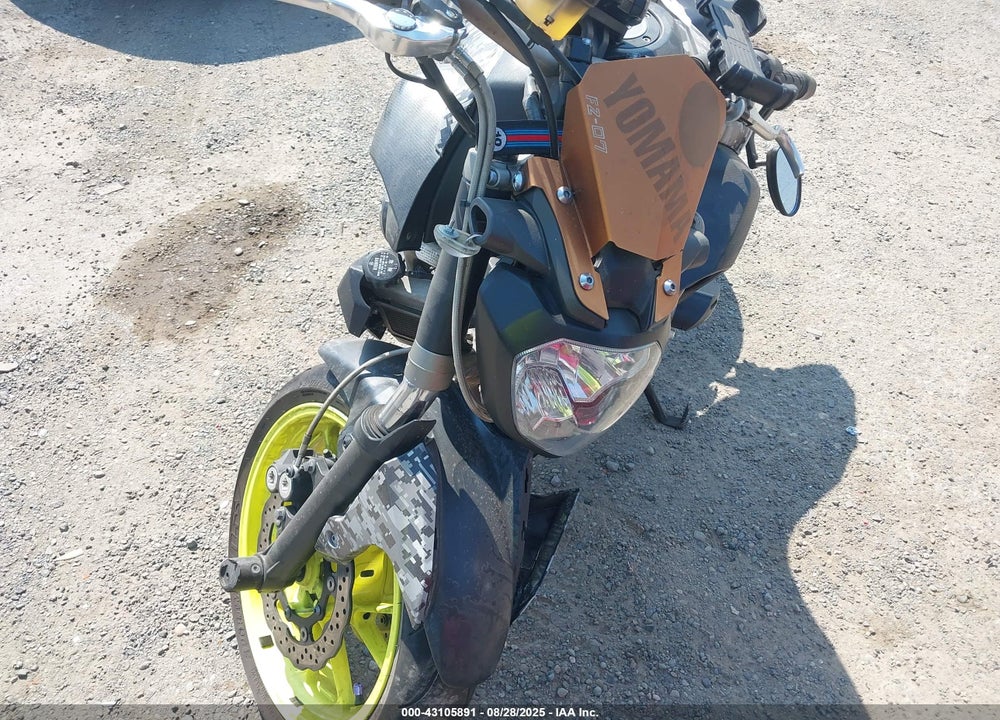 2017 YAMAHA FZ07 VIN: JYARM06E6HA011875