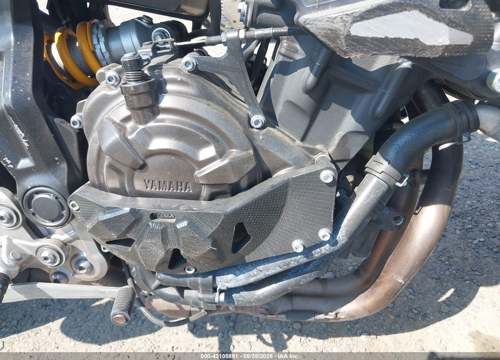 2017 YAMAHA FZ07 VIN: JYARM06E6HA011875